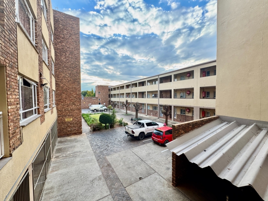 2 Bedroom Property for Sale in Potchefstroom North West